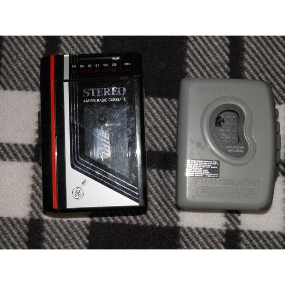 Sony Walkman WM-FX271 Vintage General Electric AM-FM Radio Cassette parts - Picture 1 of 5